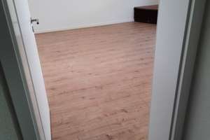 **Schöne helle 2 -Zi DG Wohnung **Oststadt – Dammstrasse 24, 75175 Oststadt, Pforzheim – Vorschaubild 3