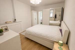 „Großzügige 6-Zimmer-Wohnung aus zwei verbundenen Einheiten mit separatem Office und Garten“ – Die vollständige Adresse der Immobilie erhältst du vom Anbieter., 89077 Söflingen, Ulm – Vorschaubild 3