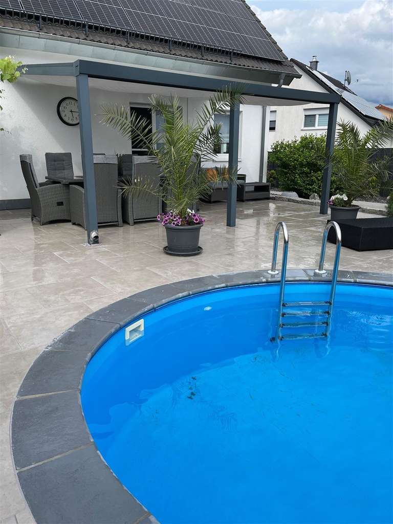 Immobilie in Gräfenberg - Hochwertig moderniertes EFH, Top-Gartenanlage, Pool, Garge+Carport , PV-Anl. - Bild 4