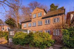 Historischer Charme zwischen Elbe und Parks – Die vollständige Adresse der Immobilie erhältst du vom Anbieter., 22609 Nienstedten, Hamburg – Vorschaubild 2