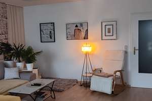 Nachmieter gesucht  für wunderschöne, geräumige Einraumwohnung mit sonnigem  Balkon  – Tannenstr. 15, 9113 Schloßchemnitz, Chemnitz – Vorschaubild 3