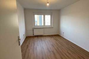 Property thumbnail 11