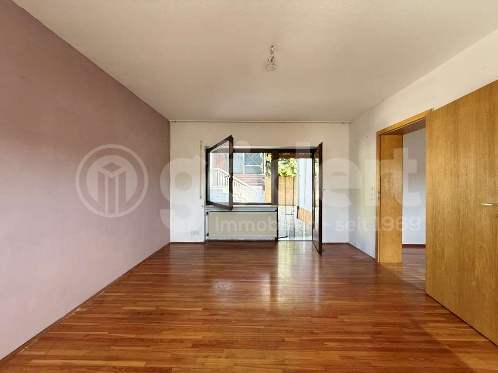 Immobilie in Leidersbach - Zweifamilienhaus im Grünen ! - Bild 2