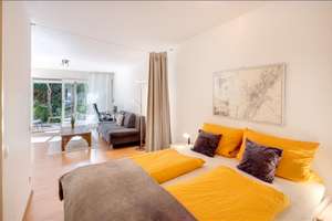 Möbliert: Großzügig & gemütlich – Ruhige Lage zum Innenhof – Die vollständige Adresse der Immobilie erhältst du vom Anbieter., 80796 Neuschwabing, München – Vorschaubild 1