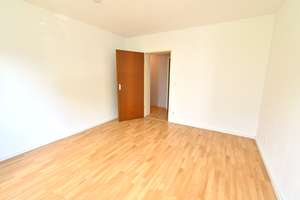 3 ZKB-Wohnung mit Loggia, EBK - optional TG-Stellplatz - schöne Lage, Augsburg-Hochzoll – Herzogstandstraße 28, 86163 Hochzoll-Nord, Augsburg – Vorschaubild 13