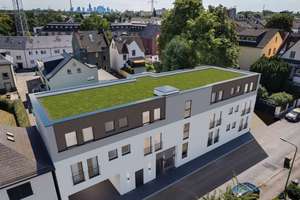 NACHHALTIGER LUXUS AUF 97 M²: Neuwertige 3-Zimmer mit Sonnenbalkon und A+ Energieklasse in Alt-Nied