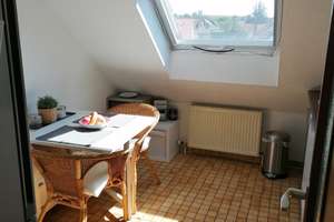 Sehr schöne, helle 3-Zimmer-DG-Wohnung mit Balkon – Die vollständige Adresse der Immobilie erhältst du vom Anbieter., 55246 Mainz-Kostheim, Wiesbaden – Vorschaubild 4