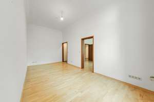 Bezugsfreie Drei-Zimmer-Altbauwohnung im Herzen von Schmargendorf – Die vollständige Adresse der Immobilie erhältst du vom Anbieter., 14199 Schmargendorf, Berlin – Vorschaubild 4