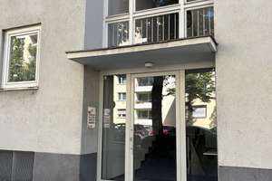 Renovierte 1-Zimmer-Altbauwohnung in Obergiesing mit großem Balkon + Garage