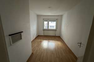 WG Zimmer in Stuttgart-Mitte in einer 3er WG mit Balkon und Aufzug – Schubartstraße 21, 70190 Kernerviertel, Stuttgart – Vorschaubild 1