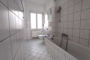 Charmante Altbauwohnung mit Südbalkon & Keller in ruhiger Kiezlage ☎️0172-3261193 – Die vollständige Adresse der Immobilie erhältst du vom Anbieter., 10245 Friedrichshain, Berlin – Vorschaubild 9