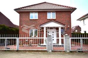 Modernes Einfamilienhaus mit energieeffizienter Wärmepumpe – Die vollständige Adresse der Immobilie erhältst du vom Anbieter., 21031 Lohbrügge, Hamburg – Vorschaubild 21