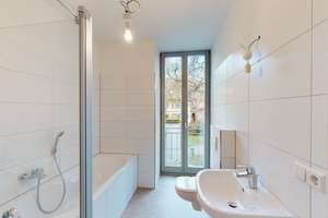 ***Sehr schöne 4 Zi. Eigentumswohnung im 1.OG, WE 2a-4 mit großen Balkon*** – Pfinztalstr. 2a, 76227 Durlach, Karlsruhe – Vorschaubild 9