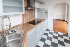 Attraktive 4-Zimmer-Wohnung, zwei Balkone und TG-Stellplatz in Mannheim (Erbpacht) – 68163 Neuostheim/Neuhermsheim, Mannheim – Vorschaubild 9