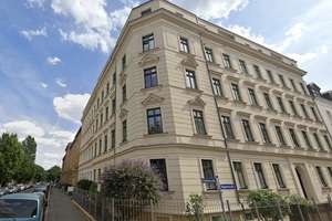 Sanierte 2-Zimmer-Dachgeschosswohnung in Gohlis-Süd mit historischem Charme!