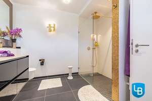 Neuwertig, elegant und energieeffizient – ein Haus, das Zukunft baut. – Die vollständige Adresse der Immobilie erhältst du vom Anbieter., 24610 Trappenkamp – Vorschaubild 11