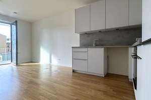 Helle 3-Zimmerwohnung * 2 Balkone * 2 Bäder * Einbauküche * Ruhige & zentrale Lage Moabit – Beusselstraße 31b, 10553 Moabit, Berlin – Vorschaubild 1