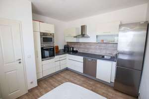 Vielseitiges Immobilienensemble mit hochwertigem Wohnkomfort und attraktiven Nutzungsmöglichkeiten! – Die vollständige Adresse der Immobilie erhältst du vom Anbieter., 38446 Neindorf, Wolfsburg – Vorschaubild 12