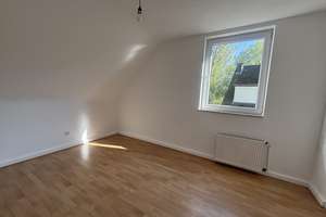 Frisch renovierte 3,5-Zimmer-Wohnung in Oberhausen-Osterfeld – Bergstr. 101, 46119 Heide, Oberhausen – Vorschaubild 5