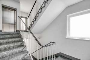 Geräumiges Studio-Apartment in unmittelbarer Nähe zum Ku-Damm. – Zähringer Strasse 20, 10719 Wilmersdorf, Berlin – Vorschaubild 3
