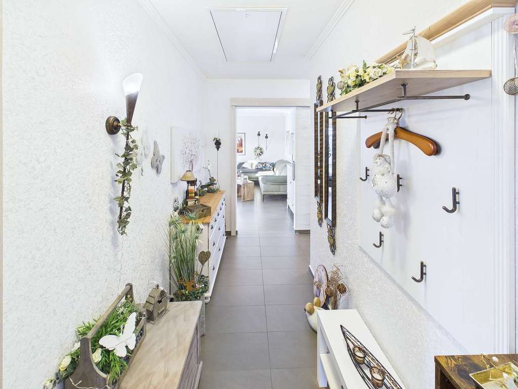 Immobilie in Wienhausen - Barrierefreies Wohnglück in Wienhausen: Neuwertiger Bungalow mit Garten-Idylle! - Bild 2