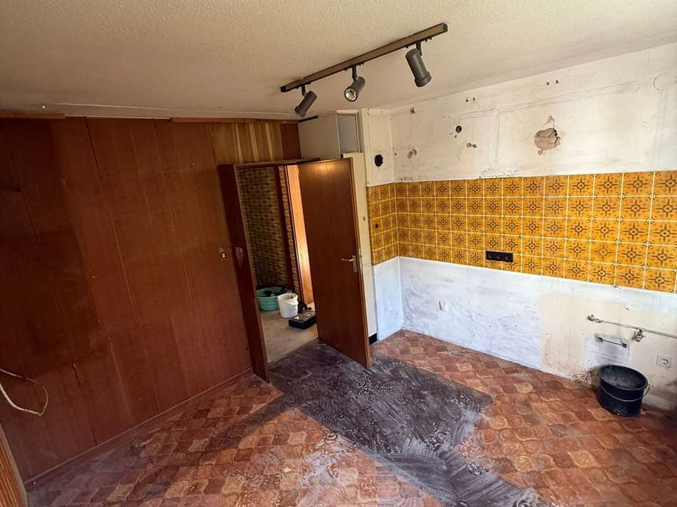 51fdd05b-954f-4460-87a5-02b36a