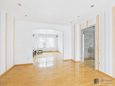 Lichtdurchflutete 4-Zimmer-Wohnung mit Balkon in zentraler Lage von Bad Ems!
