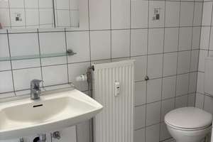 Helle 3-Zimmer-Wohnung zentral in Krefeld-Bockum – Die vollständige Adresse der Immobilie erhältst du vom Anbieter., 47800 Bockum, Krefeld – Vorschaubild 4