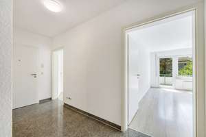 +++ zentral & ruhig - sonniger Süd-Balkon - hochwertig modernisiert - EBK-Übernahme möglich +++ – Melchiorstraße 9, 70439 Stammheim-Süd, Stuttgart – Vorschaubild 7