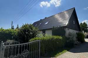 Natur und Ruhe pur -  6-Raum-Einfamilienhaus in Zidderich nahe der Mecklenburger Seenplatte – Goldberger Straße 2, 19399 Parchim (Kreis) – Vorschaubild 1