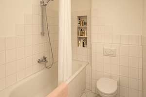 -I| SONNENBALKON || Lichtdurchflutete 2-Zi-Whg  || WOHNEN IM FH-VIERTEL |I- – Münsterstr. 279, 40470 Düsseltal, Düsseldorf – Vorschaubild 5