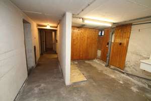 Mit 3D-Rundgang: Ein- bis Zweifamilienhaus in Köln mit weiterem Grundstück – Die vollständige Adresse der Immobilie erhältst du vom Anbieter., 51147 Wahnheide, Köln – Vorschaubild 29