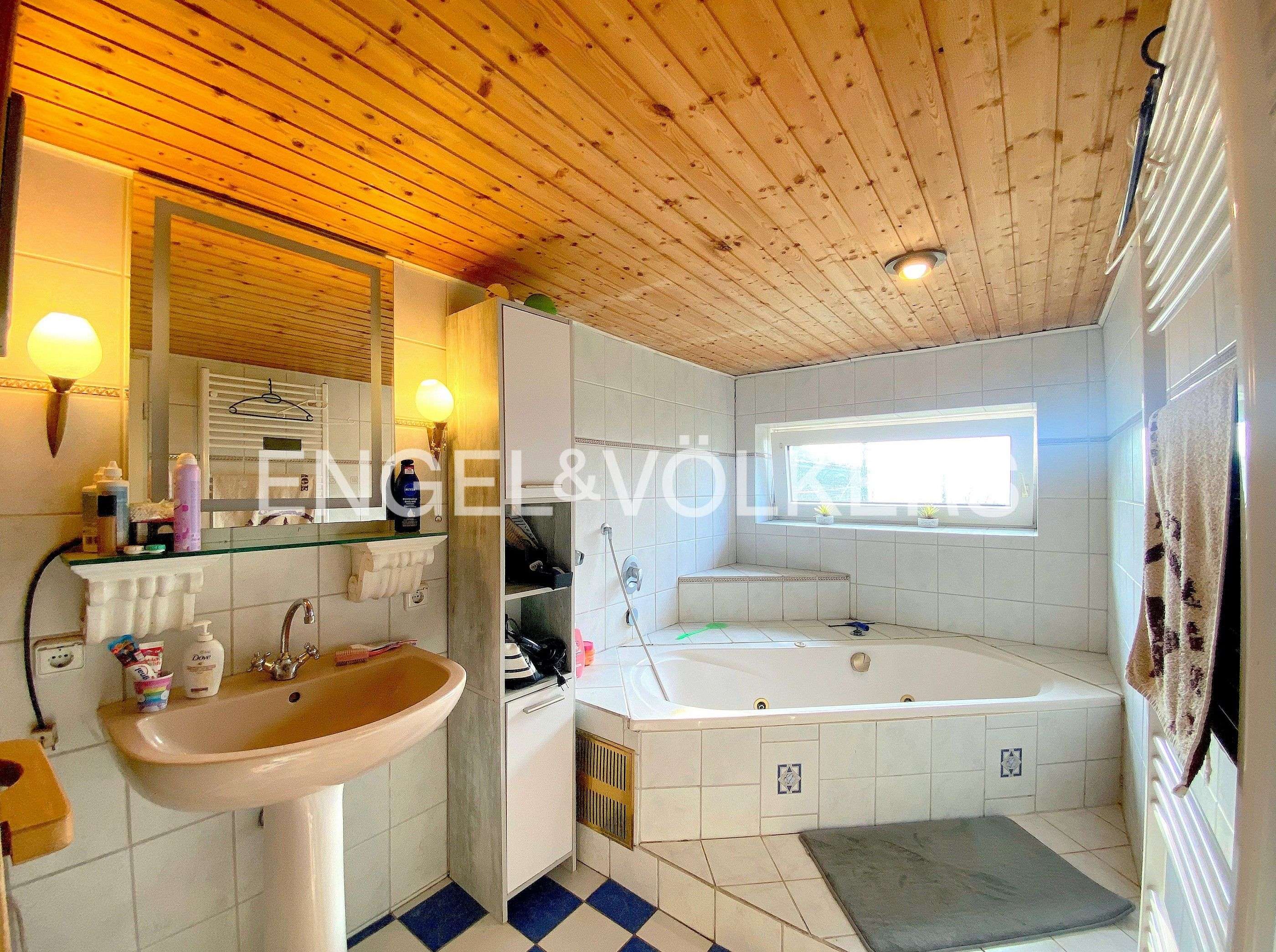 Immobilie in Jever - Sanierungsbedürftiger Resthof in einzigartiger Lage am Trinkwasserschutzgebiet - Bild 5