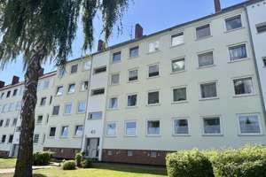 Viel Platz zum Wohlfühlen – 3 Zimmer mit Balkon in Gebhardshagen – Reichenberger Straße 40, 38229 Gebhardshagen, Salzgitter – Vorschaubild 1