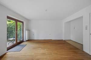 Sanierungsbedürftiges Reihenmittelhaus mit Potenzial – Die vollständige Adresse der Immobilie erhältst du vom Anbieter., 80687 Am Westbad, München – Vorschaubild 5