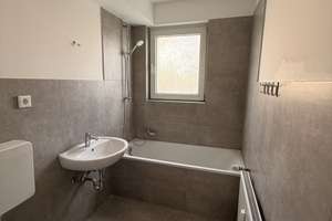 Helle 1-Zimmer Wohnung in Düsseldorf-Unterbach! – Vennstraße 178, 40627 Unterbach, Düsseldorf – Vorschaubild 10