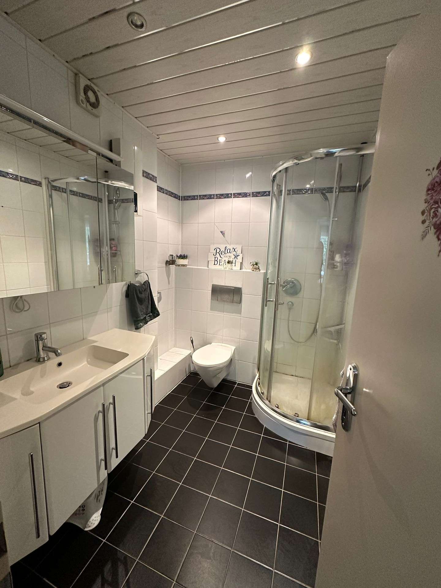 Immobilie in Rodgau - Attraktive 4-Zimmer-Maisonette-Wohnung mit vielseitiger Nutzungsmöglichkeit – Kapitalanlage oder Eig - Bild 1