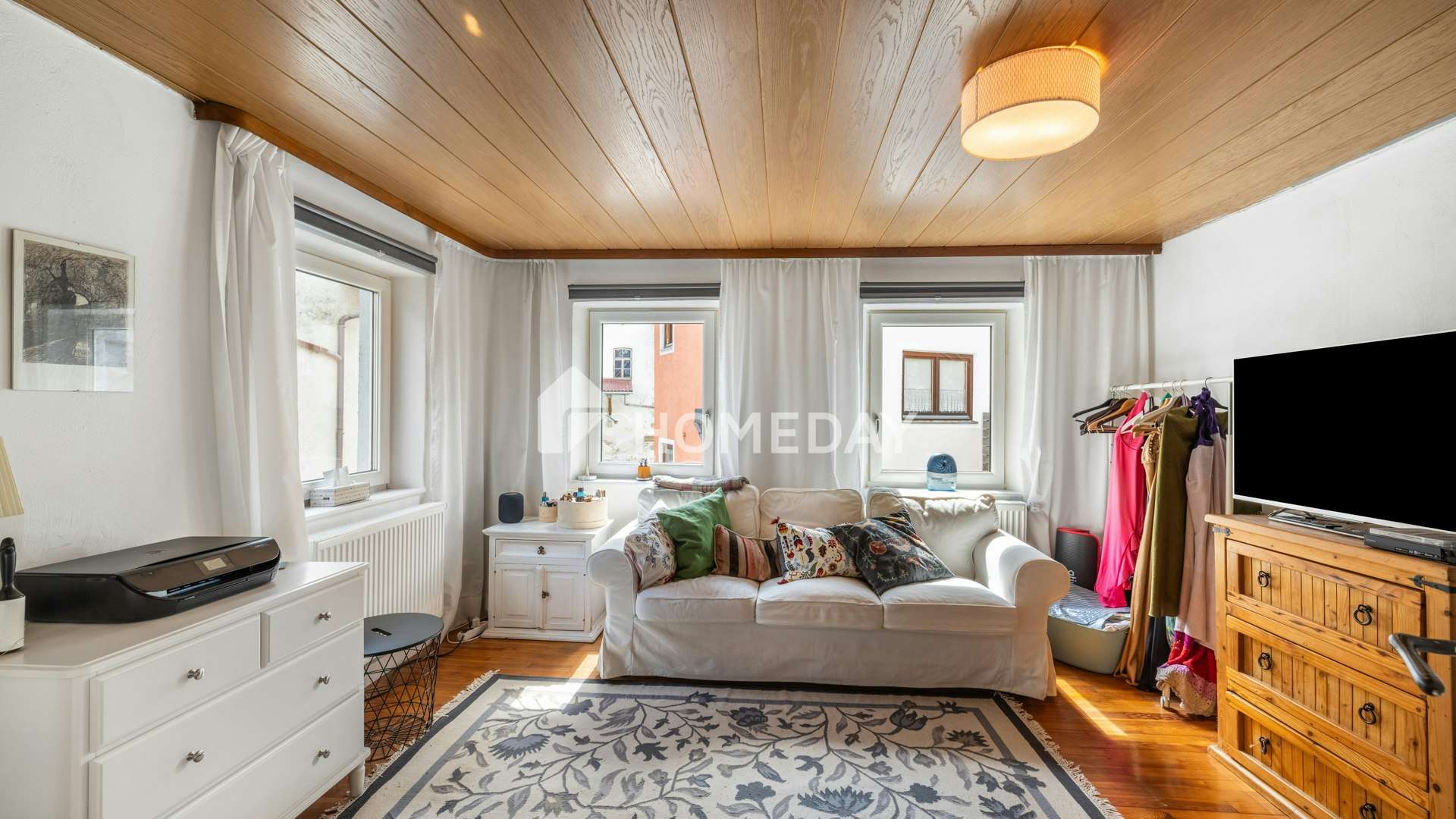 Immobilie in Au in der Hallertau - Stilvoll saniertes Bauernhaus mit zwei Wohneinheiten, Kamin & Photovoltaikanlage - Bild 11