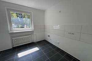 FRISCH SANIERT und lichtdurchflutet – Schwarzenberger Straße 3, 47226 Hochemmerich, Duisburg – Vorschaubild 4
