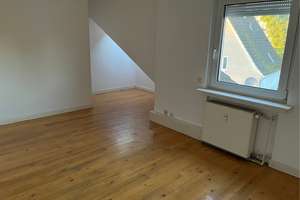 helle Dachgeschosswohnung mit Gartenblick – Ohligser Str. 38, 40764 Langenfeld (Rheinland) – Vorschaubild 11