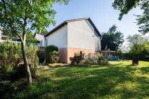 Großzügiger Bungalow mit Einliegerwohnung und Wohlfühlgarten – Die vollständige Adresse der Immobilie erhältst du vom Anbieter., 56077 Arenberg, Koblenz – Vorschaubild 12