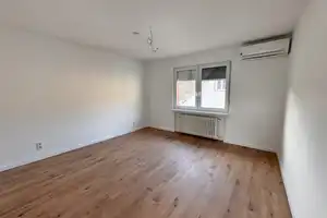 Saniertes 3 Parteien Haus in Hochheim provisionfrei verkaufen – Main-Taunus-Kreis – Vorschaubild 4