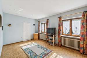 Charmantes Einfamilienhaus mit Traumgarten und viel Potenzial in Ramersdorf – Die vollständige Adresse der Immobilie erhältst du vom Anbieter., 81669 Ramersdorf, München – Vorschaubild 6