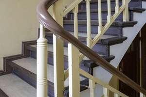 3-Zimmer-Wohnung mit Balkon im schönen Altbau – stilvolle Kapitalanlage in hervorragender Lage! – Freiligrathstraße 11, 10967 Kreuzberg, Berlin – Vorschaubild 12