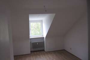 2Zi-Wohnung 63 m2 900 € warm - Maxfeld, nahe FAU/OHM/Burg – Lindenaststraße 18, 90409 Pirckheimerstraße, Nürnberg – Vorschaubild 4
