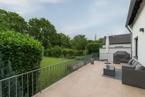 In grüner Umgebung - Doppelhaushälfte mit großem Garten in Toplage von Köln-Höhenhaus – Die vollständige Adresse der Immobilie erhältst du vom Anbieter., 51061 Höhenhaus, Köln – Vorschaubild 11
