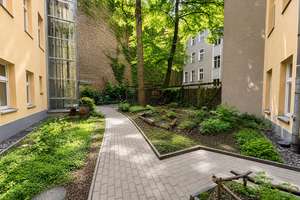 Bezugsfreie 3-Zi.-Altbauwohnung in Moabit nahe dem Fritz-Schloß-Park – Die vollständige Adresse der Immobilie erhältst du vom Anbieter., 10559 Moabit, Berlin – Vorschaubild 8