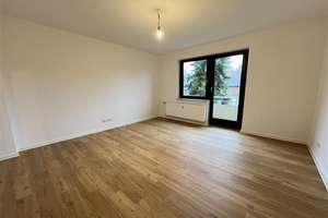 Erstbezug nach Kernsanierung: Charmante 2,5-Zimmer-Dachgeschosswohnung mit Wohlfühlfaktor – Kapellenstraße 36, 22117 Billstedt, Hamburg – Vorschaubild 2