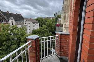 Dachgeschoss, 3 Zimmer + Balkon, Rheingauviertel-Altbauwohnung – Hallgarter Straße 5, 65197 Wiesbaden – Vorschaubild 14