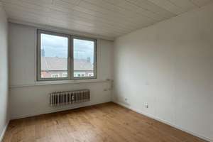 Modernes WG-Zimmer mit eigener Kochnische in zentraler Lage